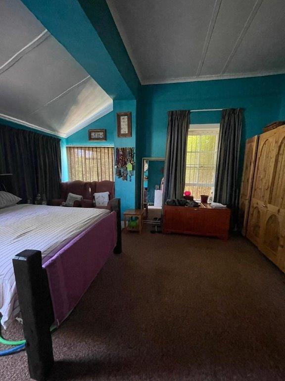 5 Bedroom Property for Sale in Ladybrand Free State